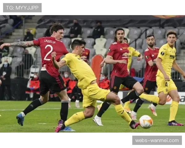 斯特拉斯堡前锋艾美加包抄破门 展现门前抢点能力